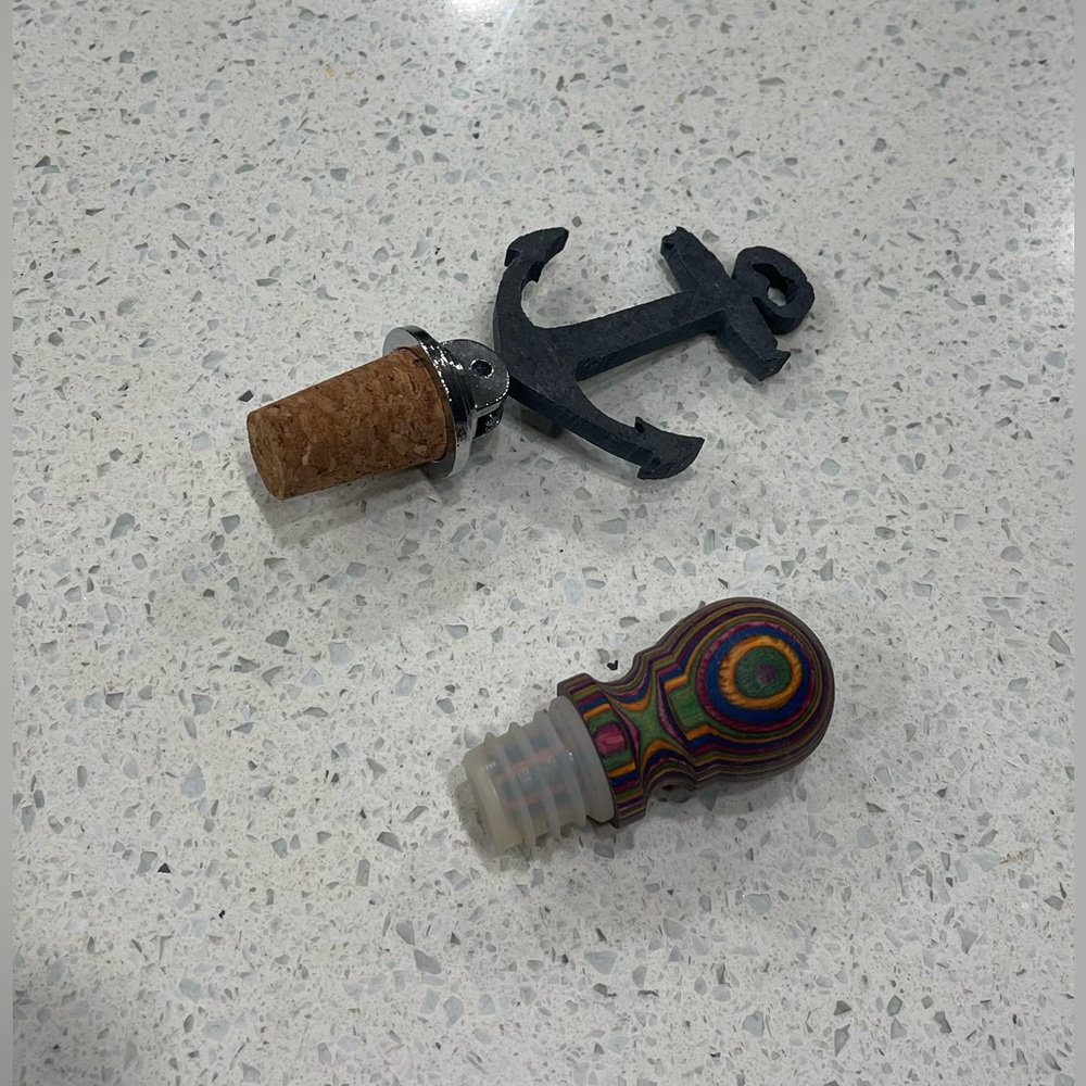 Wine stop anchor knob